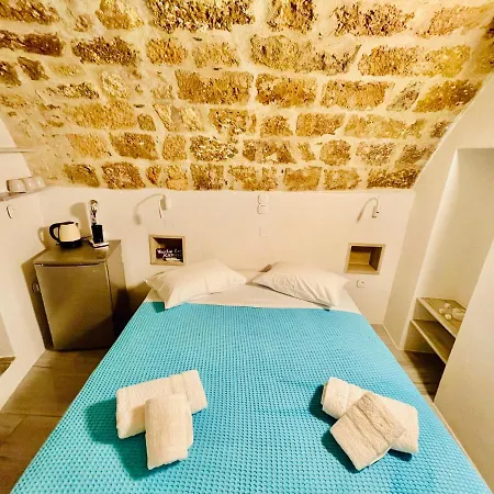 Vecchia Casa Kamara * Μονεμβασιά