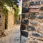 Vecchia Casa Kamara *
