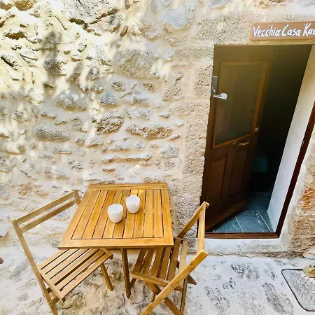 Vecchia Casa Kamara Daire *