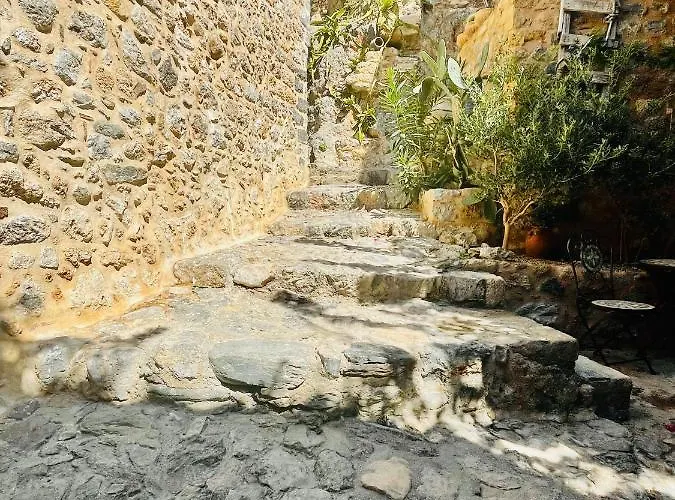 Vecchia Casa Kamara *